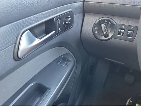 2012 Volkswagen Caddy — sličica 14