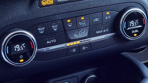 2021 Ford Kuga — sličica 14