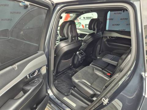 2016 Volvo XC90 R-Design — sličica 14