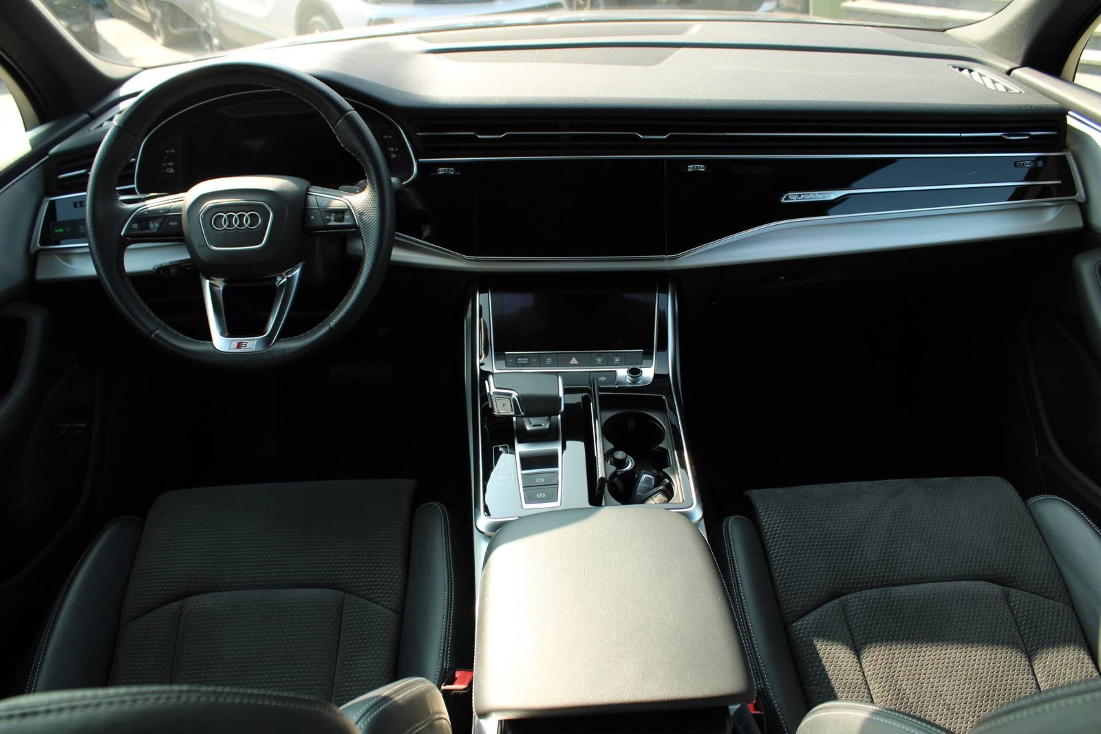 2021 Audi Q7 — fotografija 13