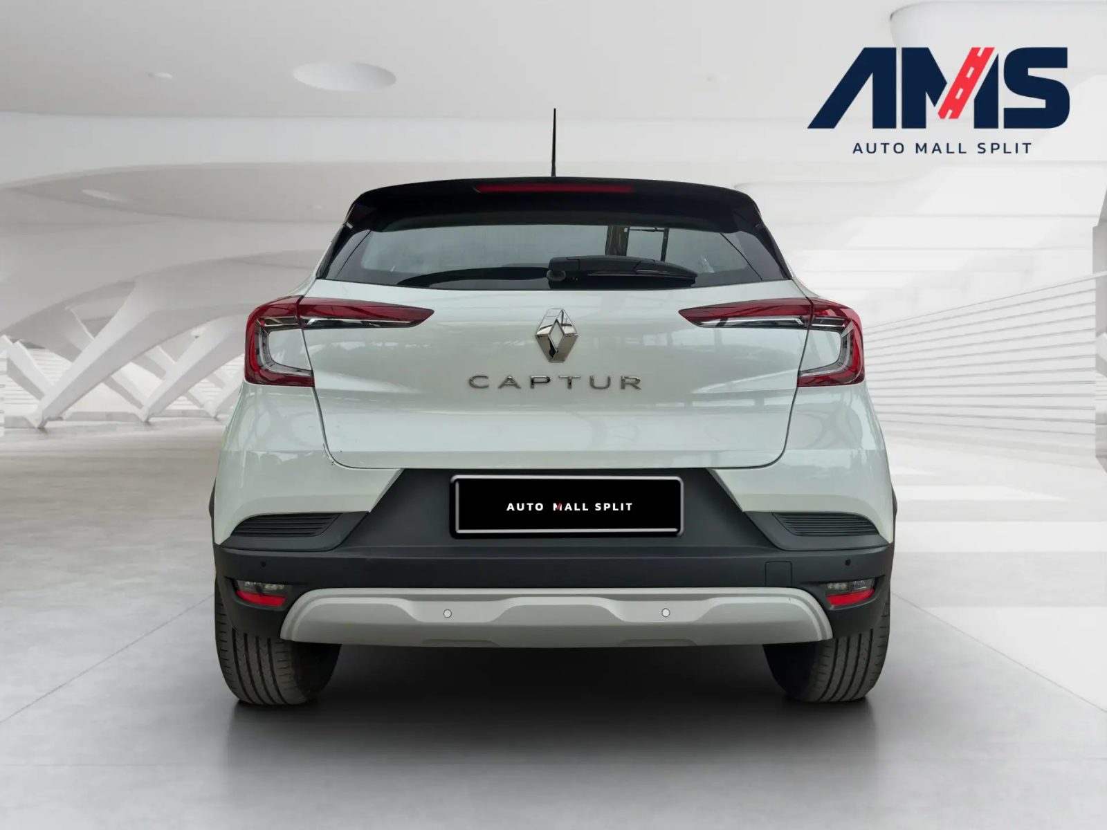 2023 Renault Captur — fotografija 4