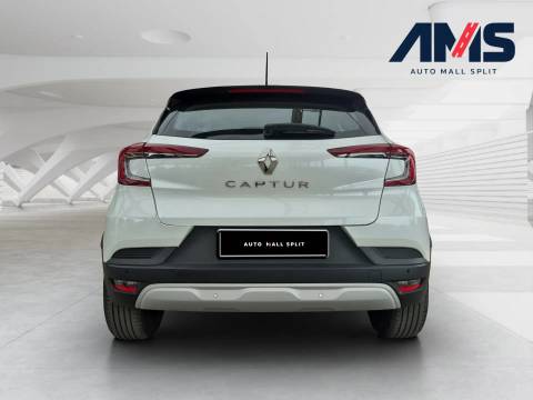 2023 Renault Captur — sličica 4