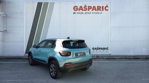2025 Jeep Avenger — sličica 6