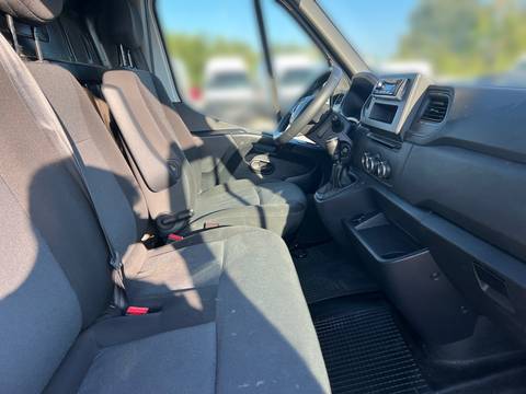 2022 Renault Master — sličica 17