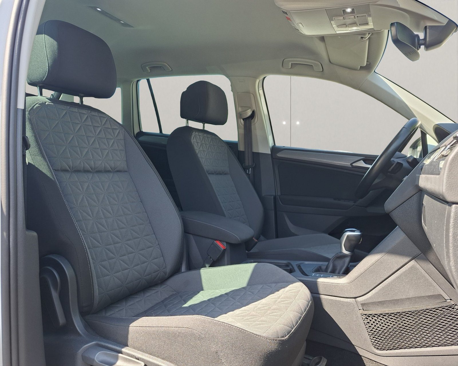 2023 Volkswagen Tiguan — fotografija 14