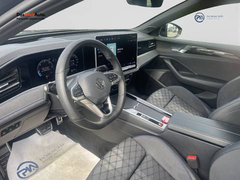 2025 Volkswagen Passat R-Line — sličica 8