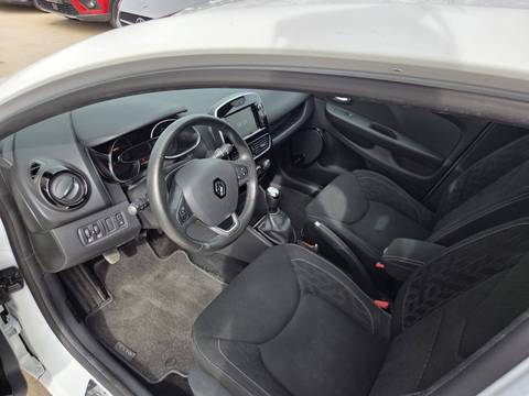 2019 Renault Clio — sličica 8