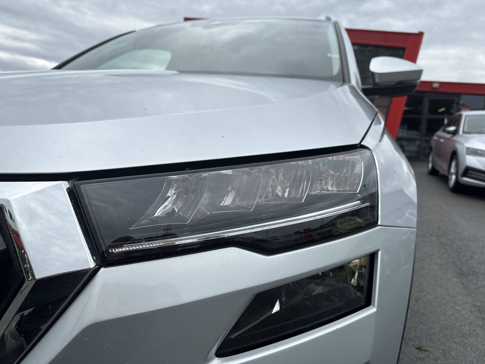 2023 Škoda Karoq — fotografija 15
