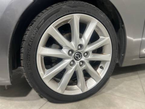 2017 Mazda 3 — sličica 11