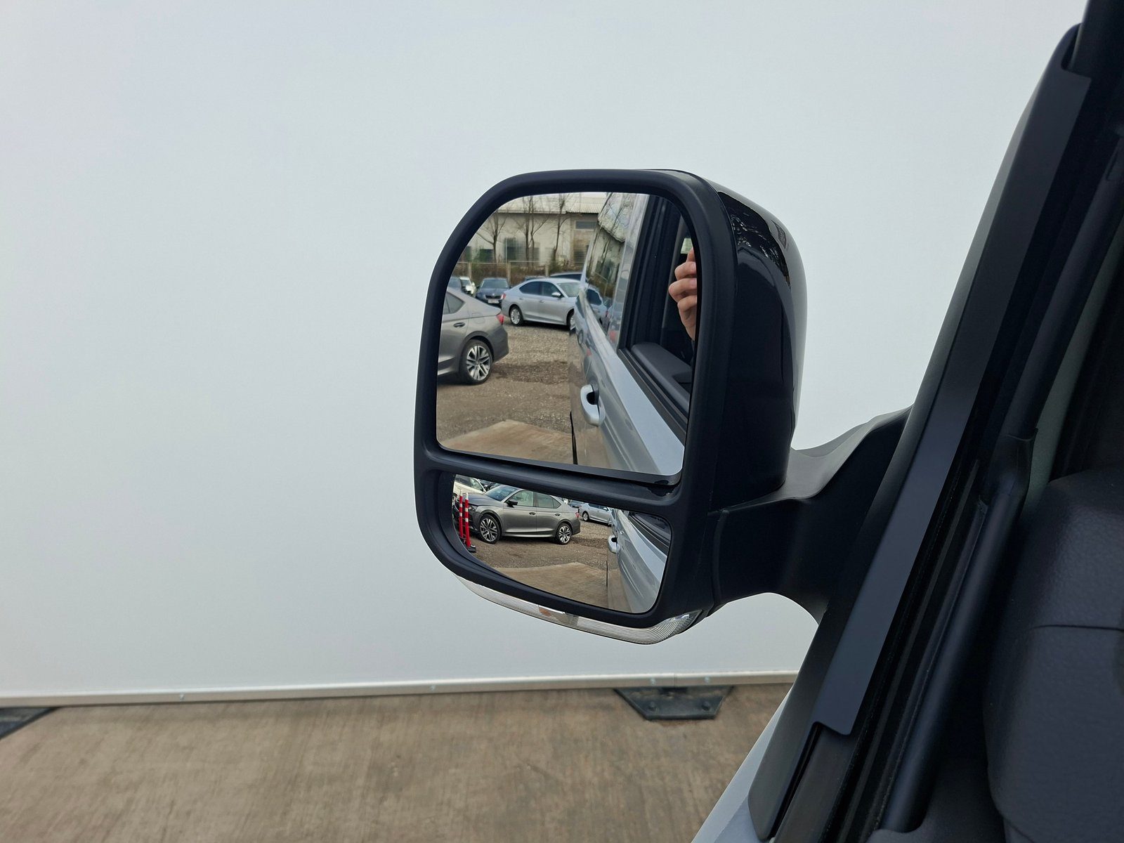 2025 Volkswagen Caravelle — fotografija 20