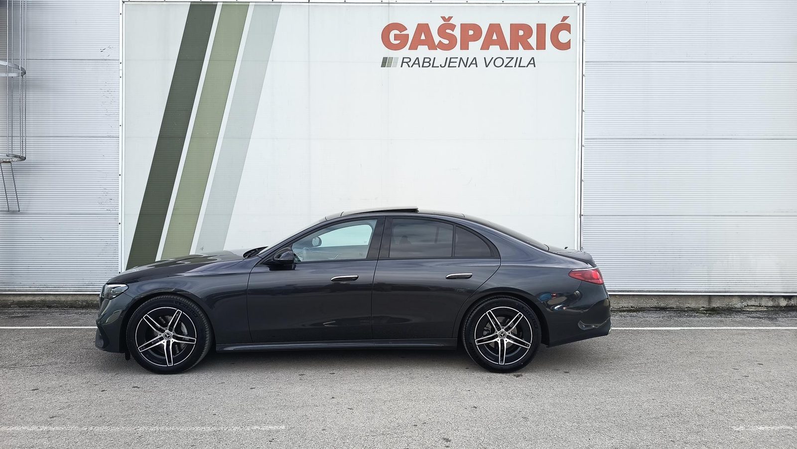 2025 Mercedes-Benz E-klasa — fotografija 4