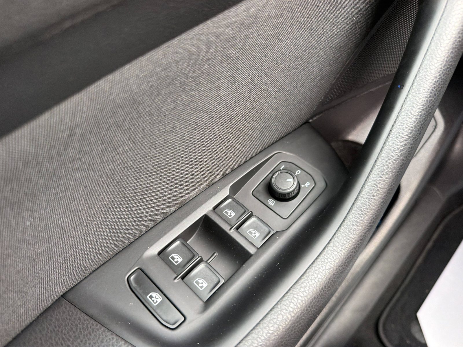 2021 Volkswagen Passat — fotografija 26