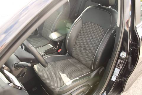2023 Kia Xcee'd — sličica 11