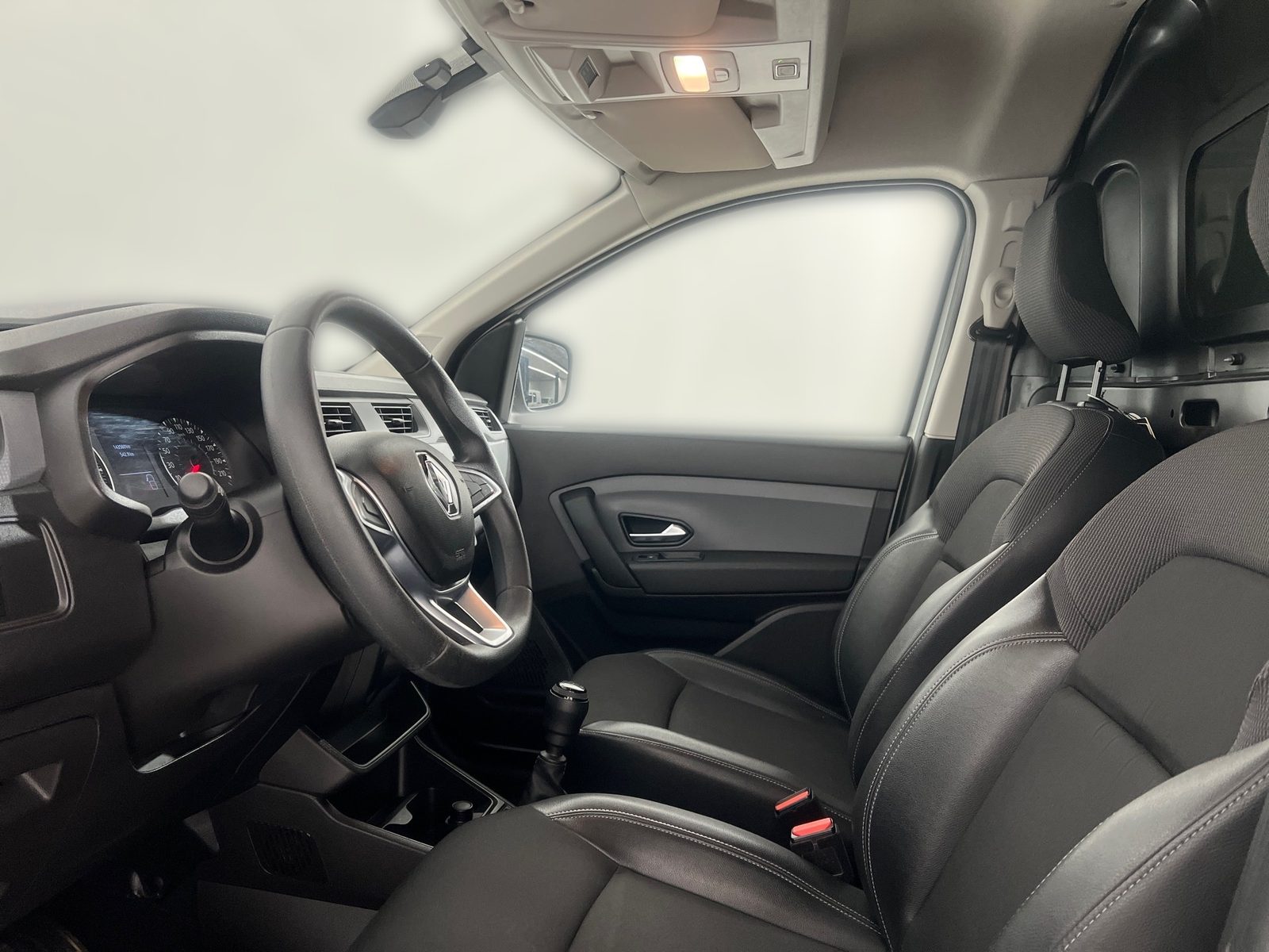 2022 Renault Express — fotografija 10