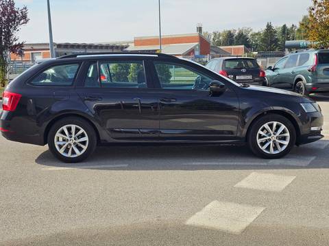 2020 Škoda Octavia — sličica 6