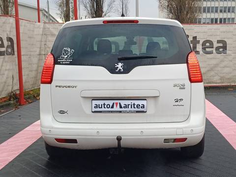 2013 Peugeot 5008 — sličica 16