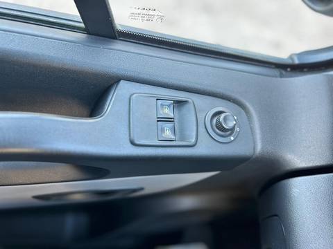 2017 Renault Trafic — sličica 8