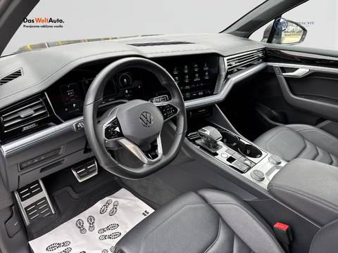 2023 Volkswagen Touareg R-Line — sličica 10