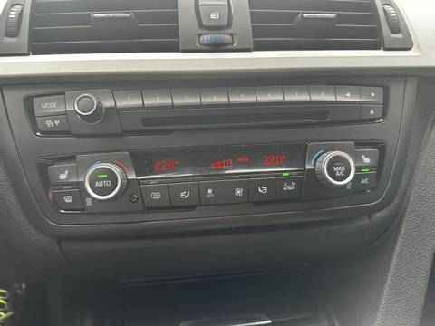2012 BMW Serija 3 — sličica 10