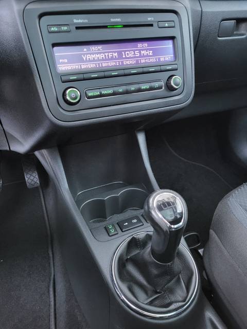 2010 Škoda Roomster — sličica 12