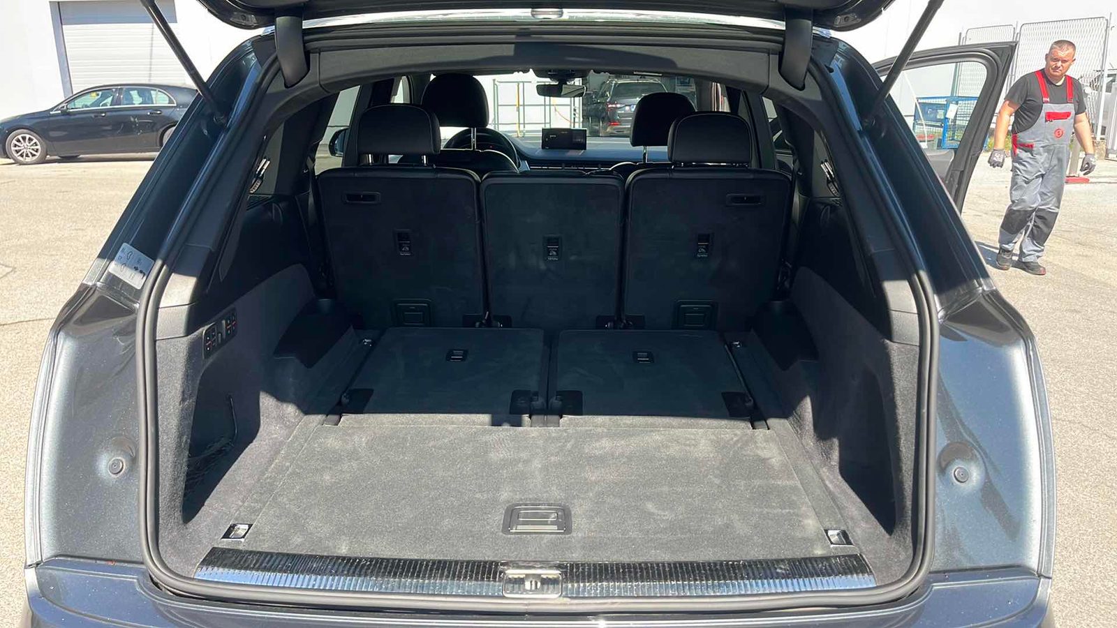 2019 Audi Q7 — fotografija 12