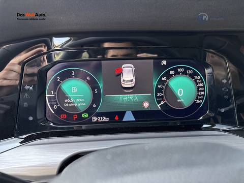 2020 Volkswagen Golf — sličica 15