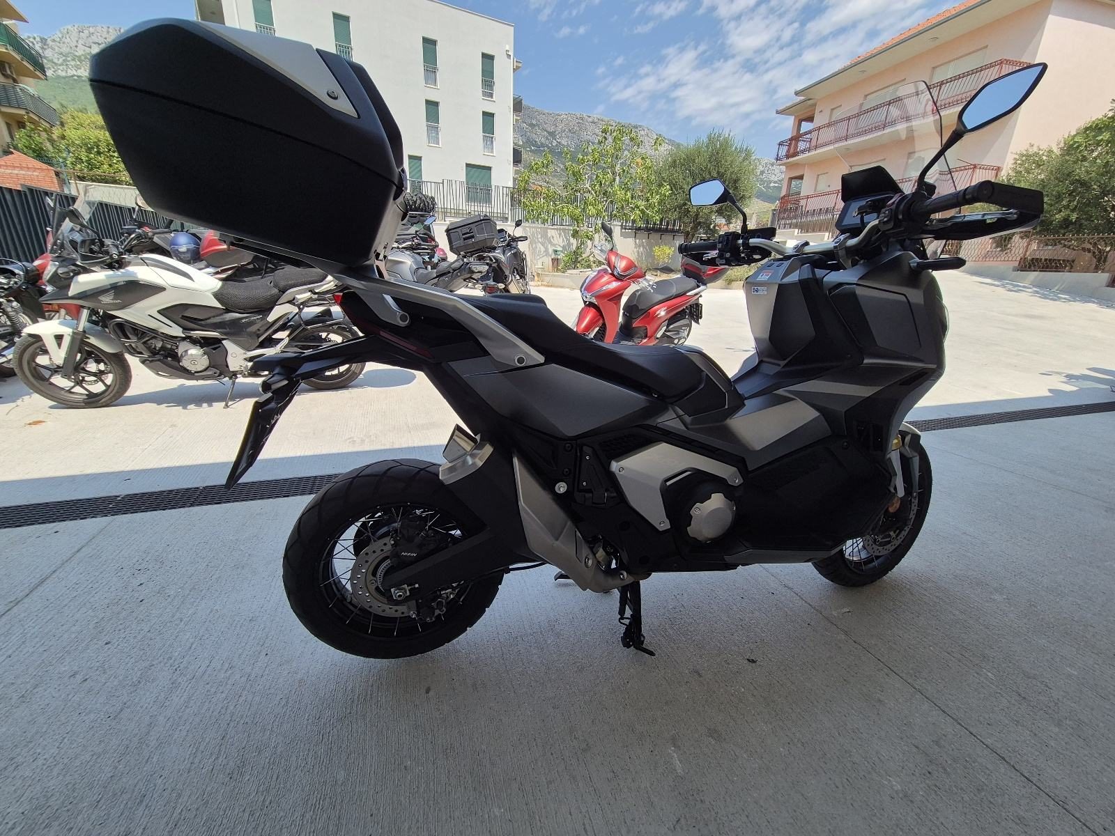 2022 Honda X-ADV 750 — fotografija 8