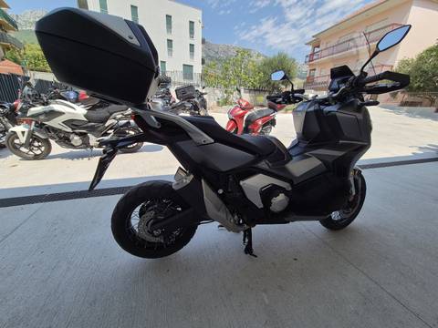 2022 Honda X-ADV 750 — sličica 8