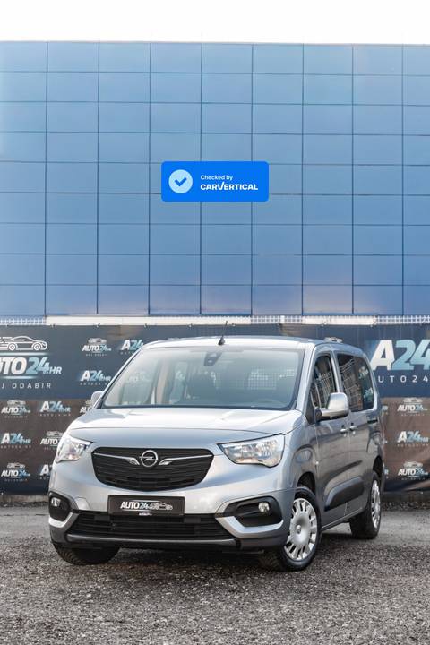 2020 Opel Combo — sličica 6