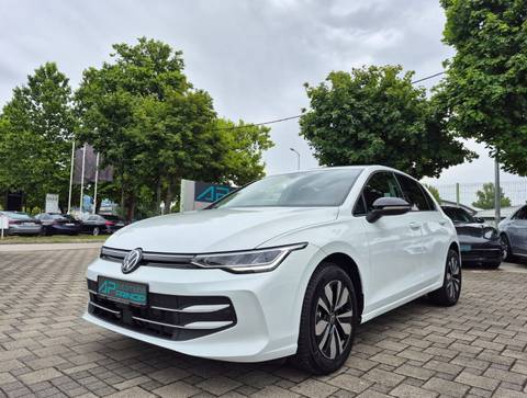 2024 Volkswagen Golf VIII — sličica 2