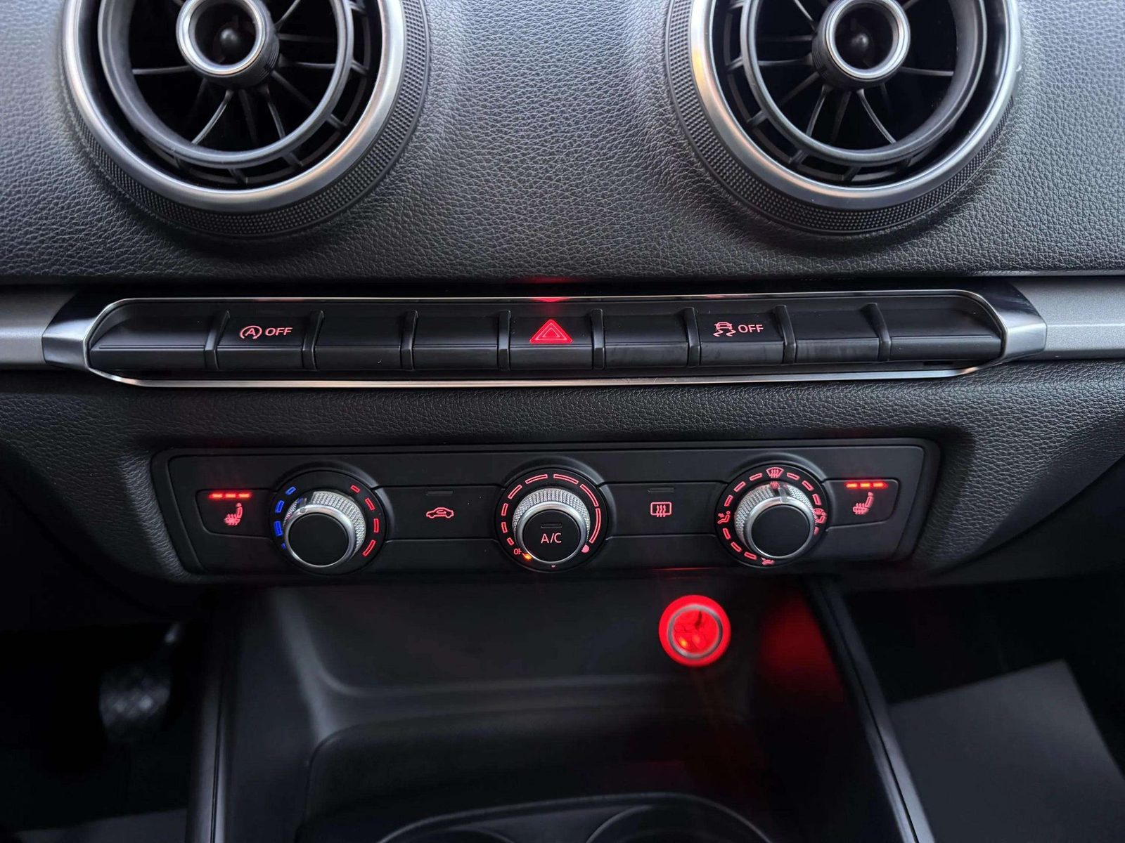 2014 Audi A3 — fotografija 15