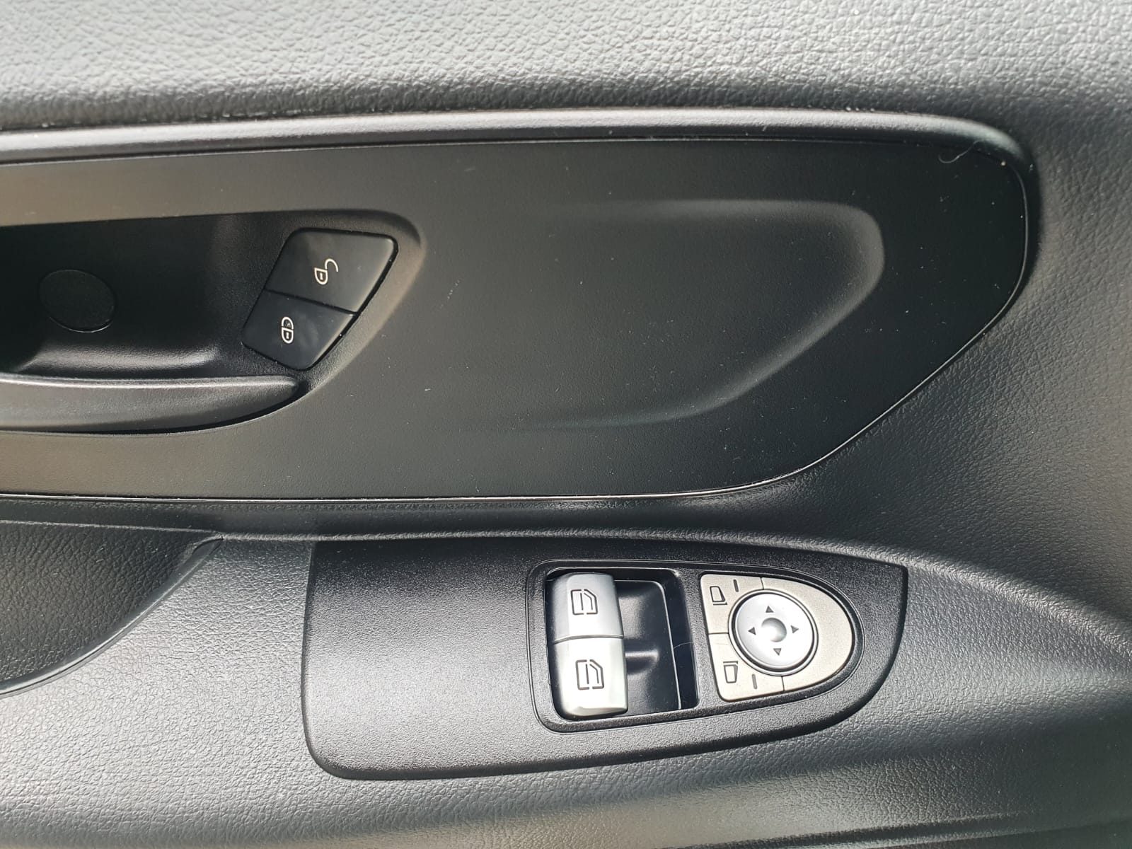 2015 Mercedes-Benz Vito — fotografija 22