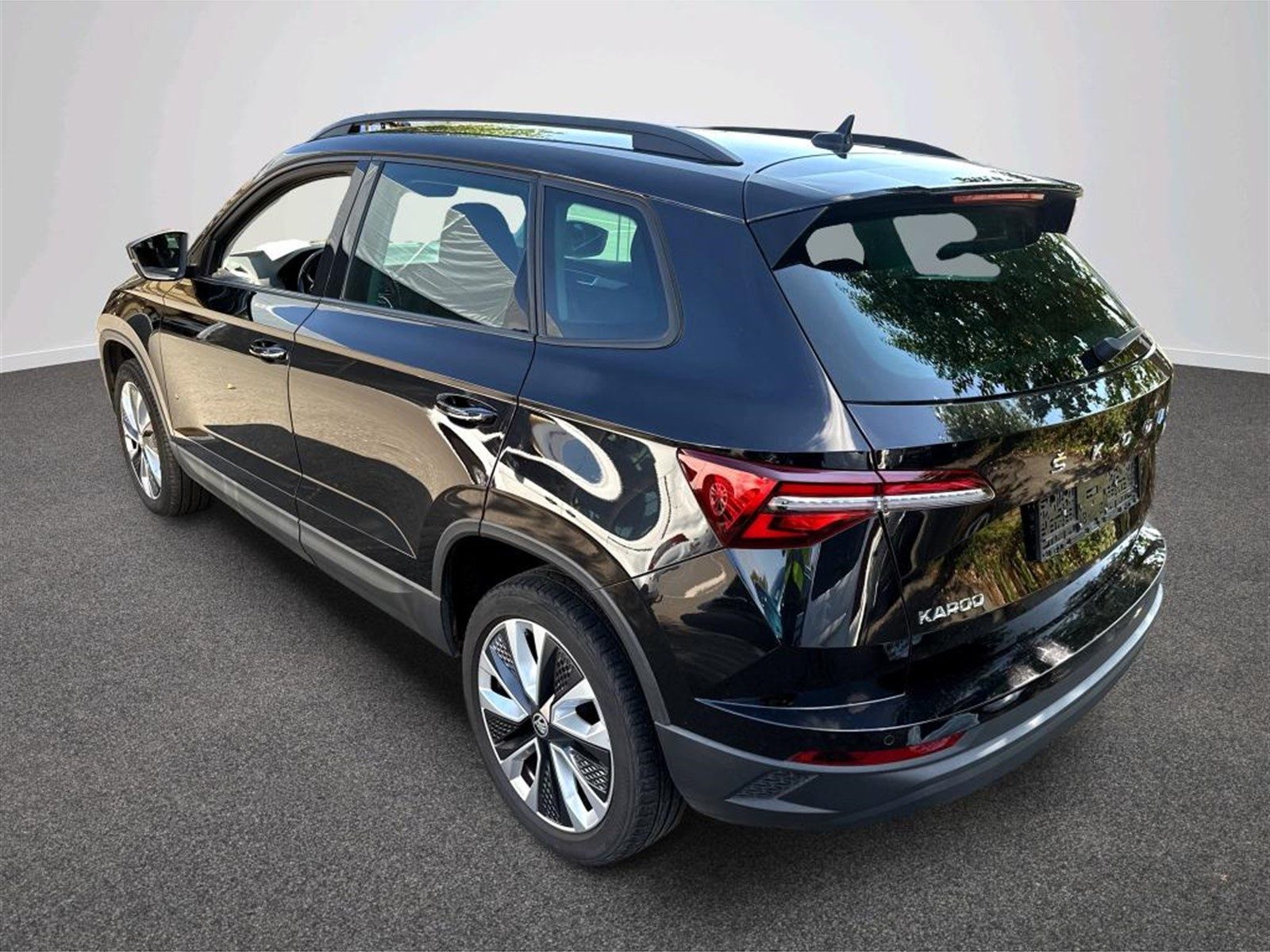 2022 Škoda Karoq — fotografija 4