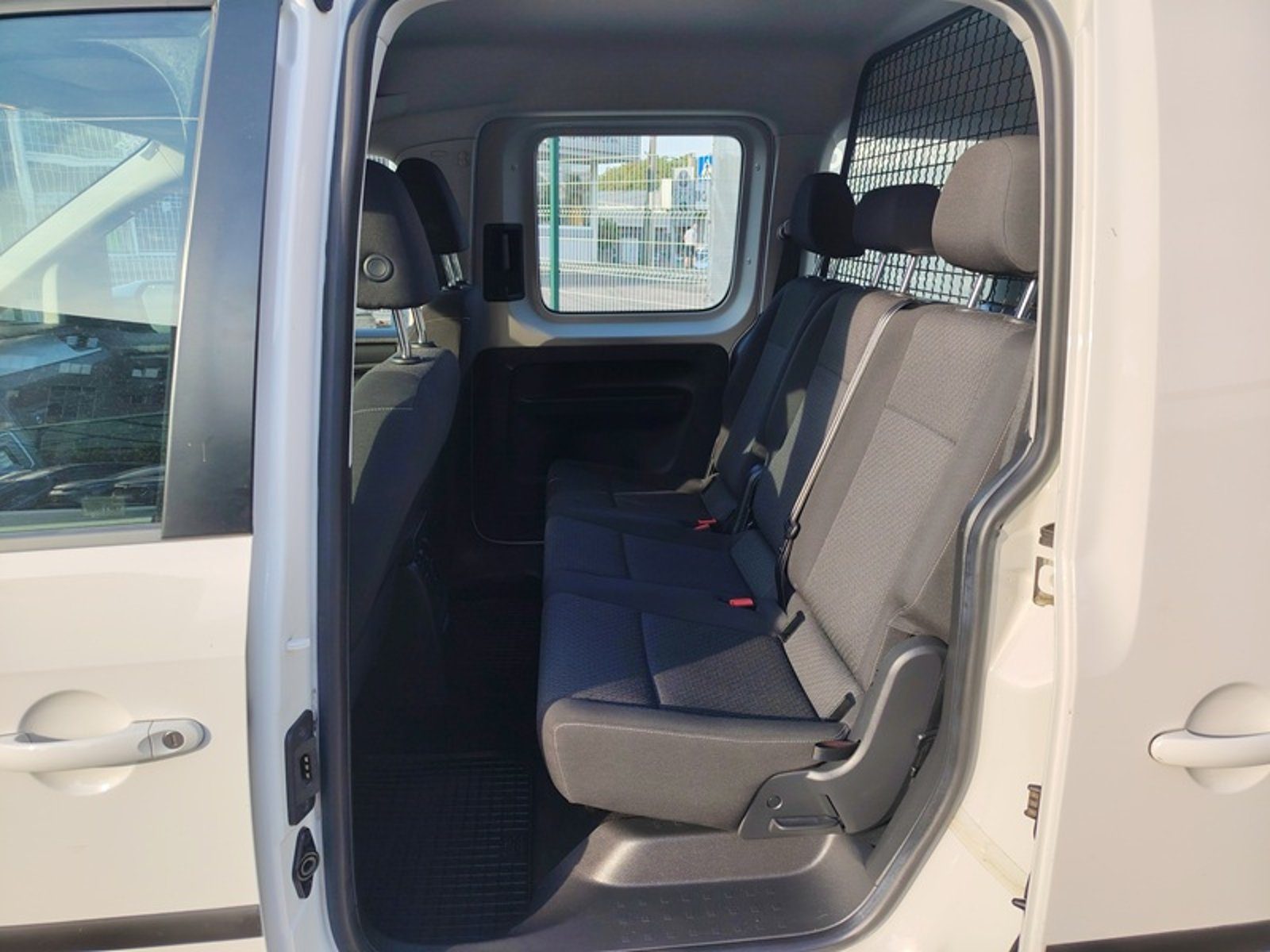 2020 Volkswagen Caddy — fotografija 5