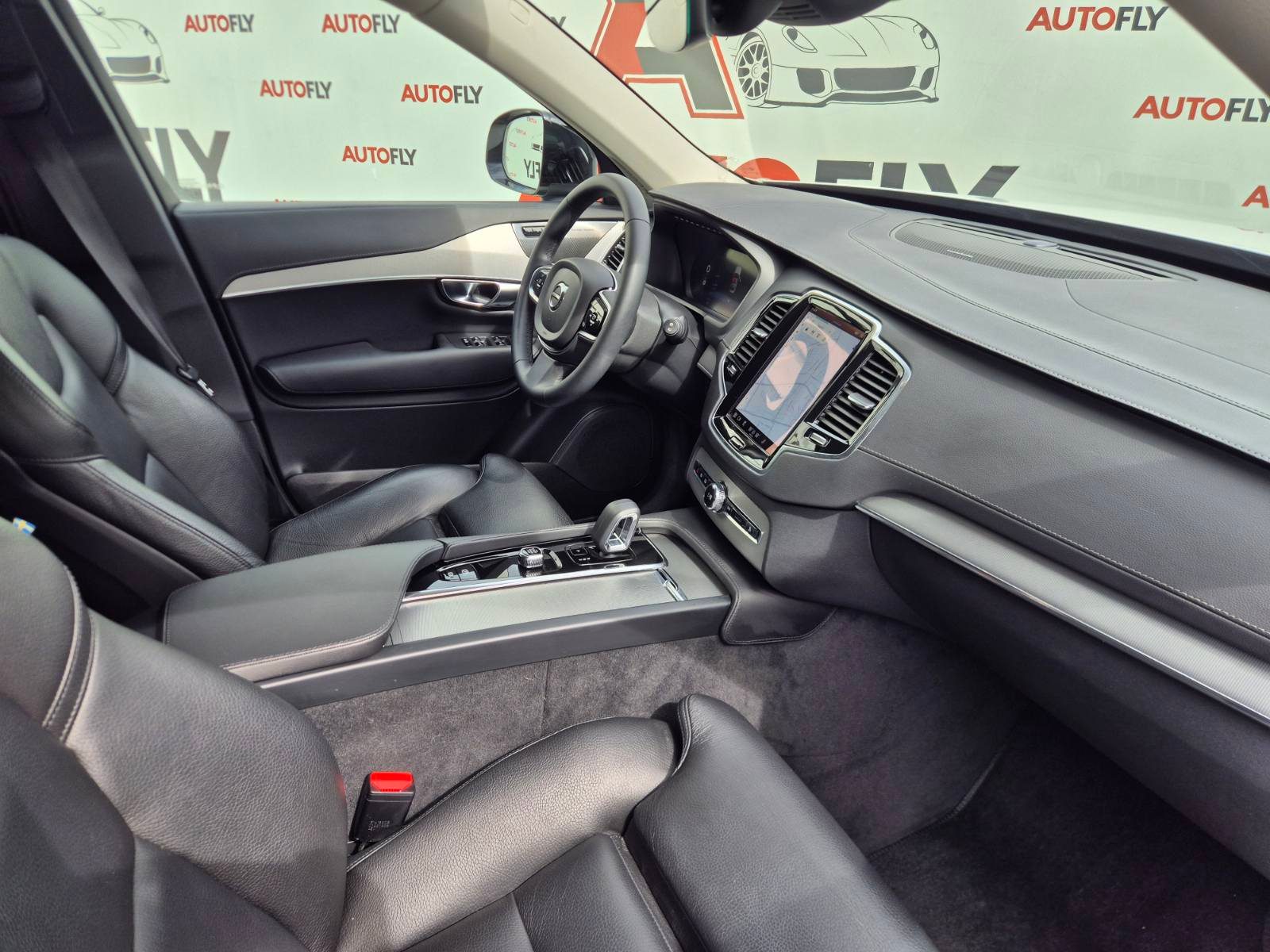 2022 Volvo XC90 R-Design — fotografija 18