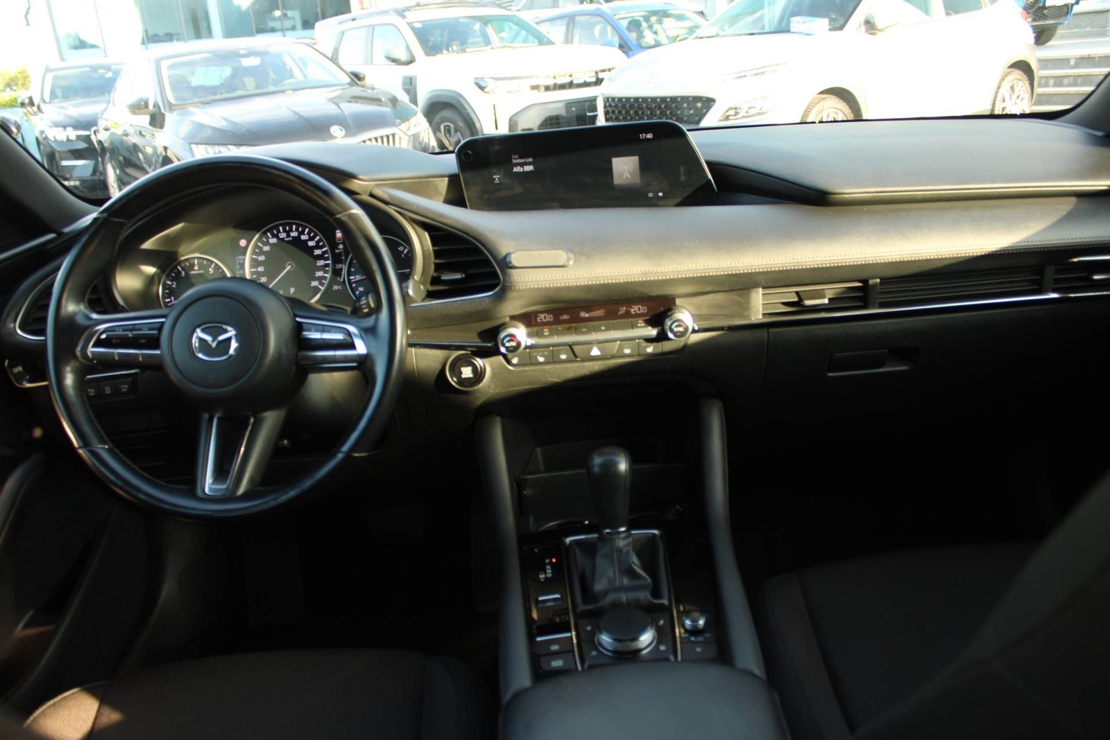 2023 Mazda 3 — fotografija 14