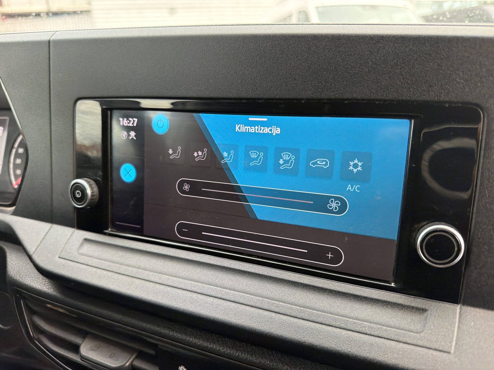 2023 Volkswagen Caddy — fotografija 16