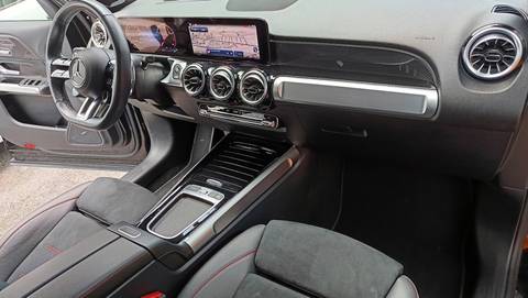 2024 Mercedes-Benz GLB — sličica 10