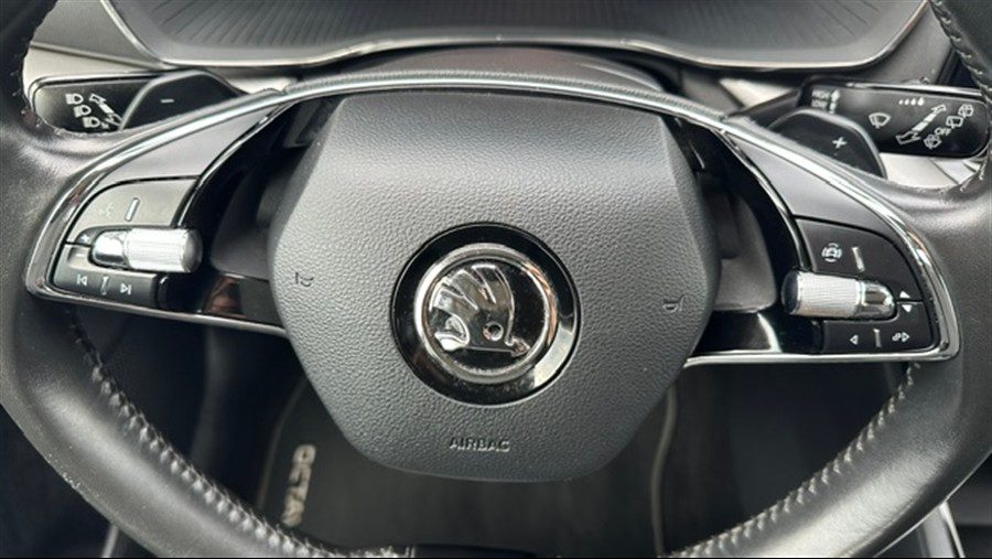 2022 Škoda Octavia — fotografija 13