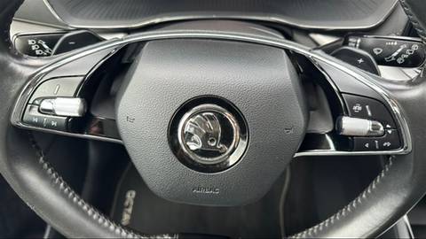 2022 Škoda Octavia — sličica 13