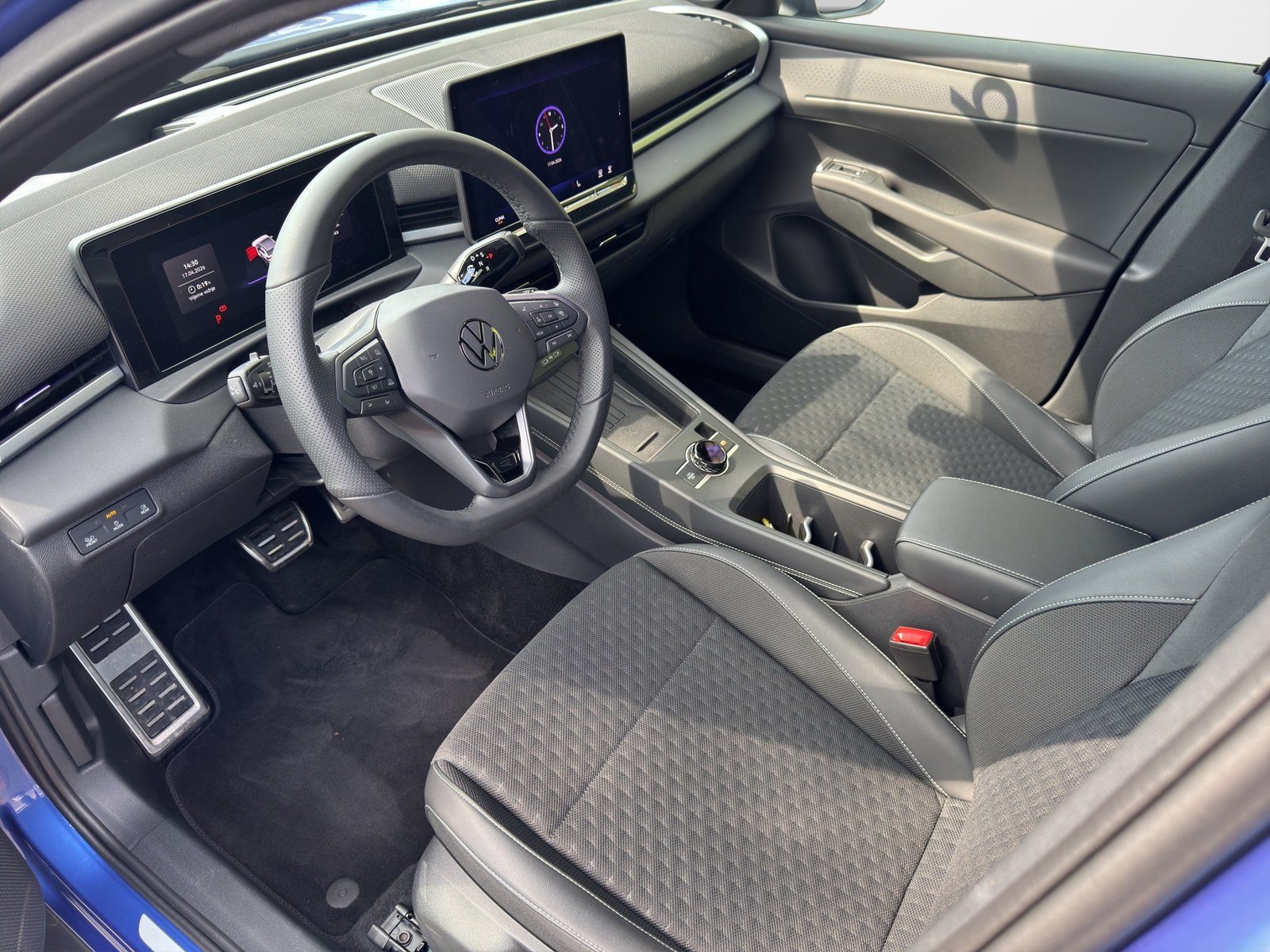 2026 Volkswagen T-Roc R-Line — fotografija 7