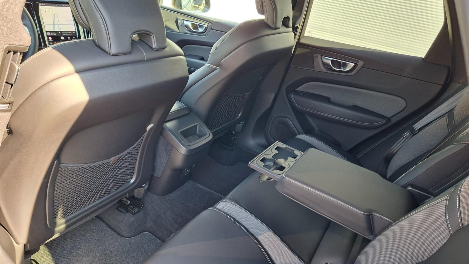 2022 Volvo XC60 — fotografija 8