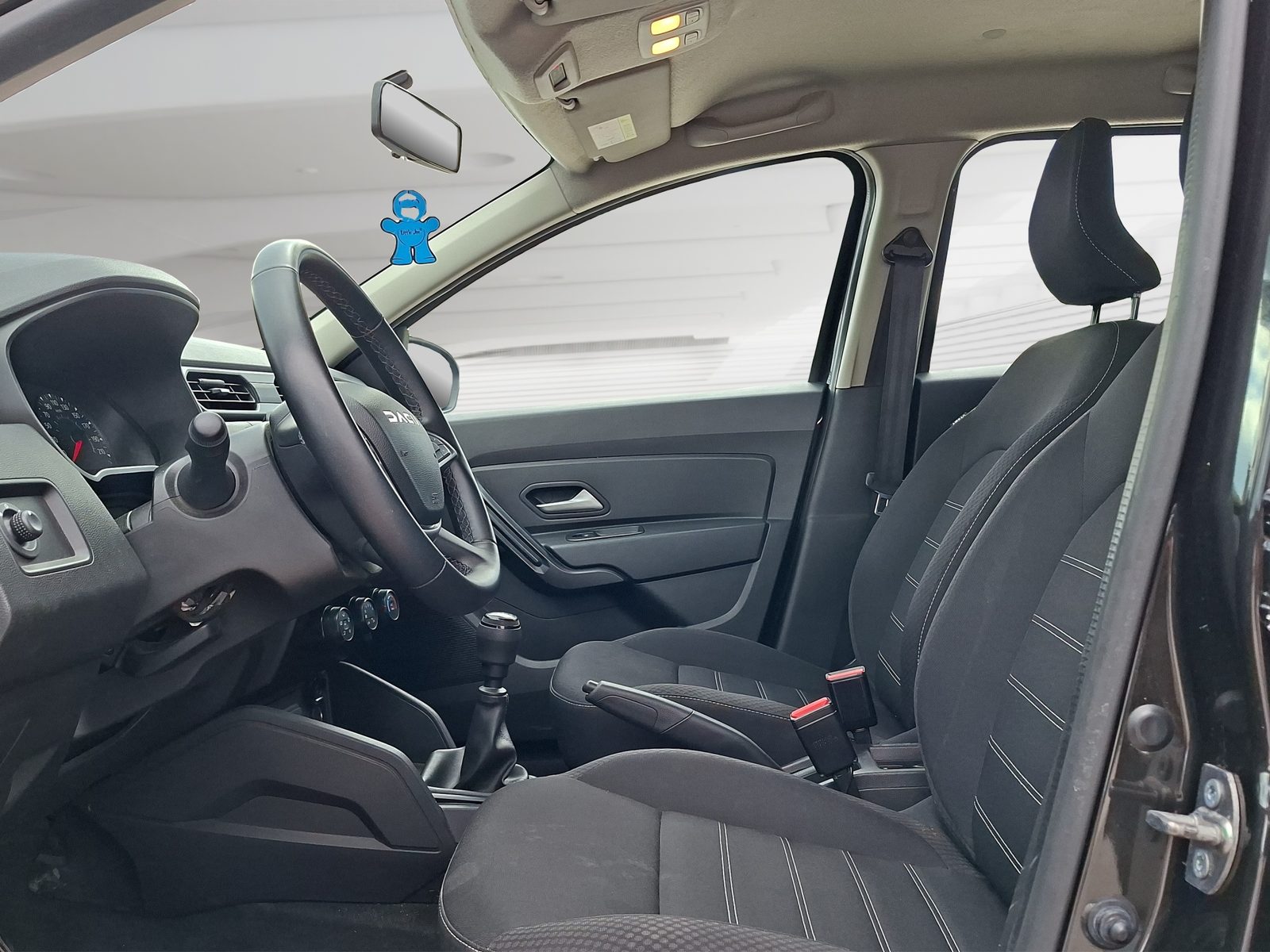 2023 Dacia Duster — fotografija 10