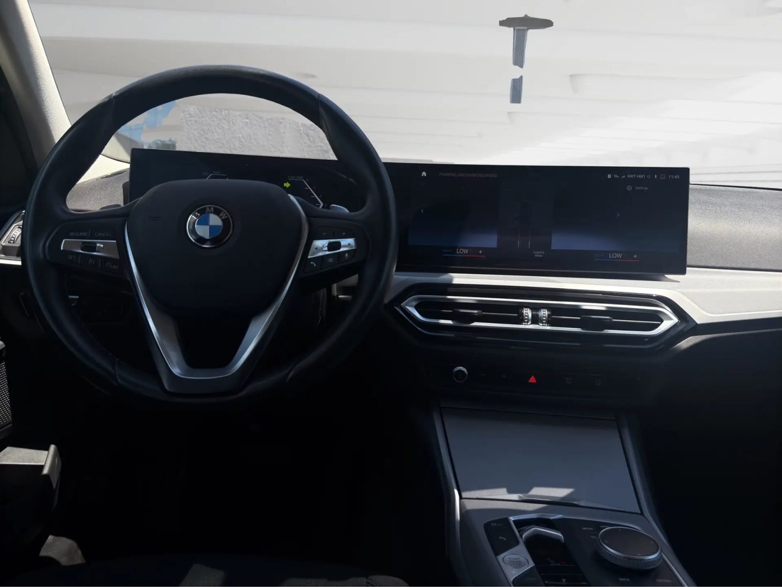 2023 BMW Serija 3 — fotografija 10