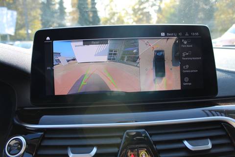 2022 BMW Serija 5 — sličica 15
