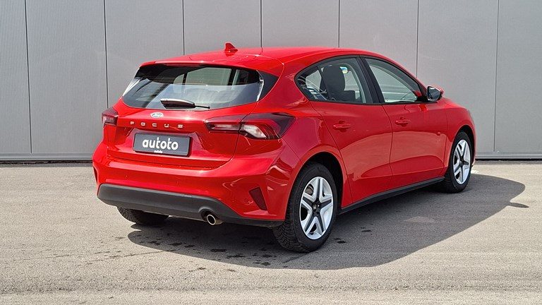 2022 Ford Focus — fotografija 3