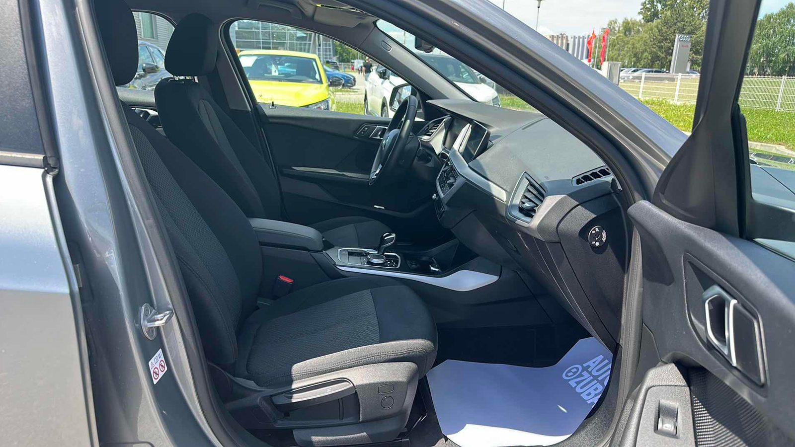 2023 BMW Serija 1 — fotografija 9