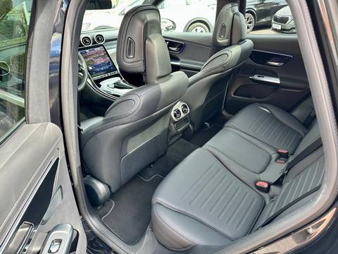 2024 Mercedes-Benz GLC — sličica 10