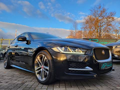 2016 Jaguar XE — sličica 7