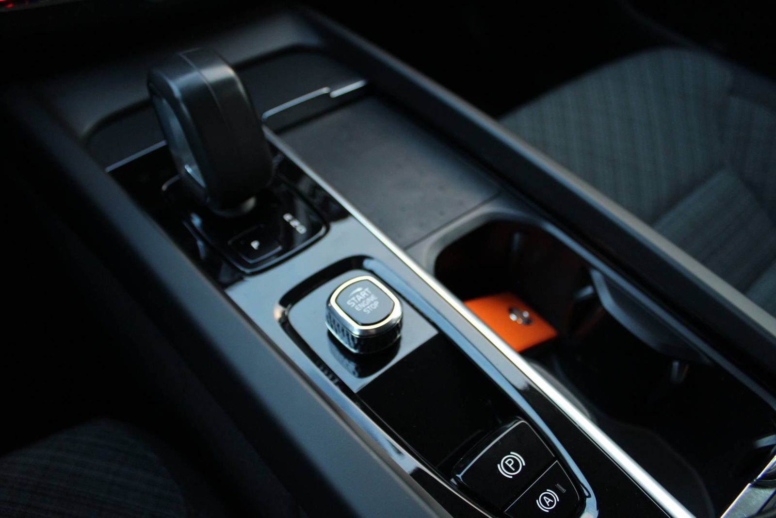2022 Volvo XC60 — fotografija 19